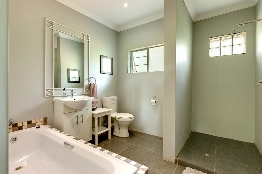 3 Bedroom Property for Sale in Lochvaal Gauteng