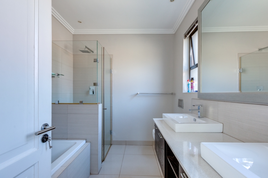 3 Bedroom Property for Sale in Edenburg Gauteng