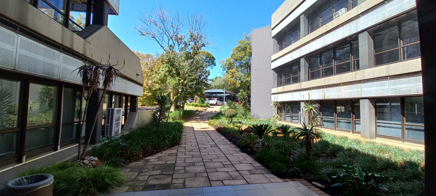 To Let commercial Property for Rent in Bedfordview Gauteng