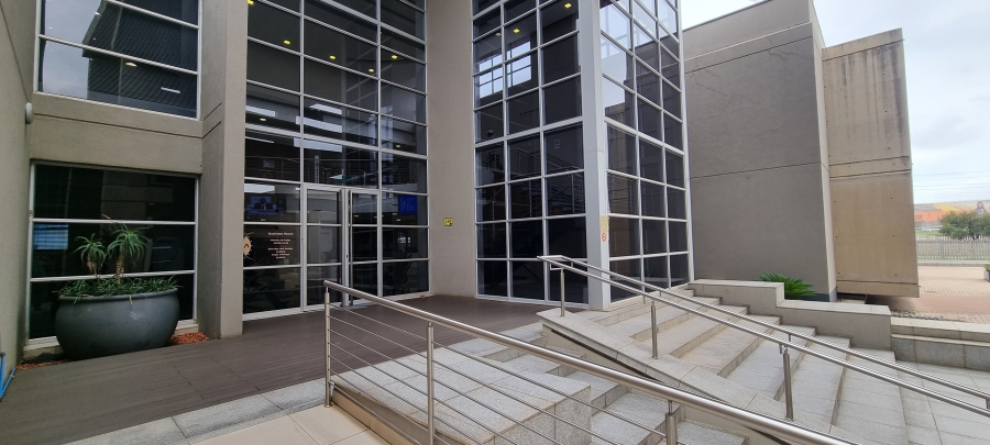 To Let commercial Property for Rent in Louwlardia Gauteng