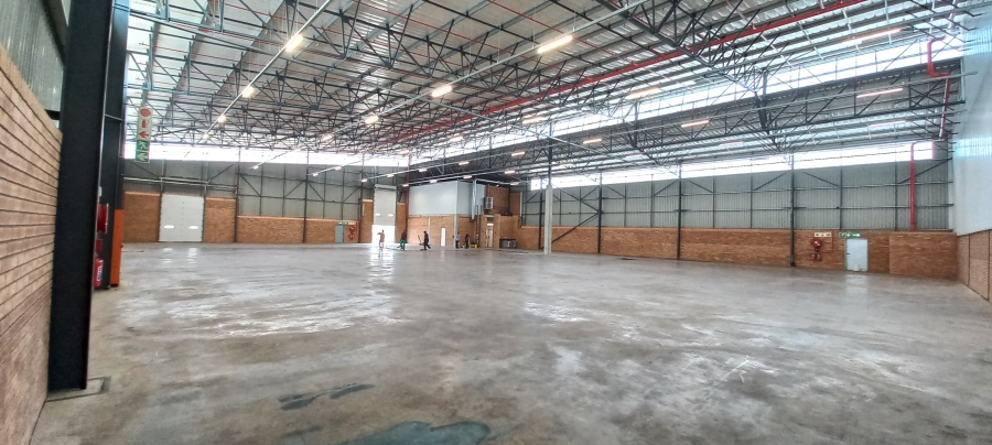 To Let commercial Property for Rent in Airport Park Gauteng