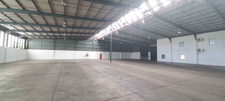 To Let commercial Property for Rent in North Riding Gauteng