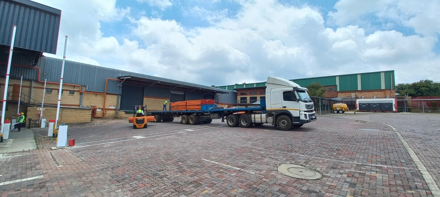 To Let commercial Property for Rent in North Riding Gauteng