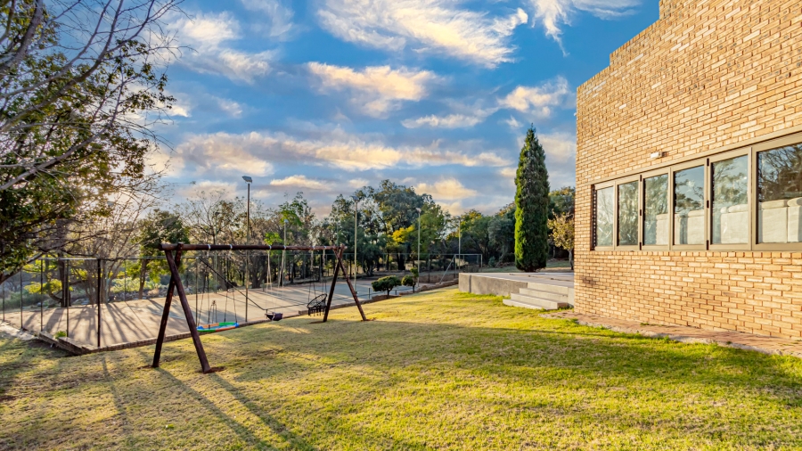 To Let 4 Bedroom Property for Rent in Poortview Gauteng