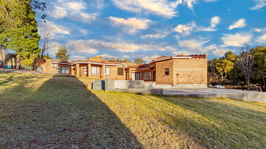 4 Bedroom Property for Sale in Poortview Gauteng