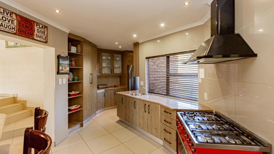 4 Bedroom Property for Sale in Poortview Gauteng