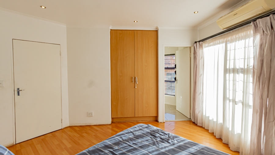 4 Bedroom Property for Sale in Poortview Gauteng