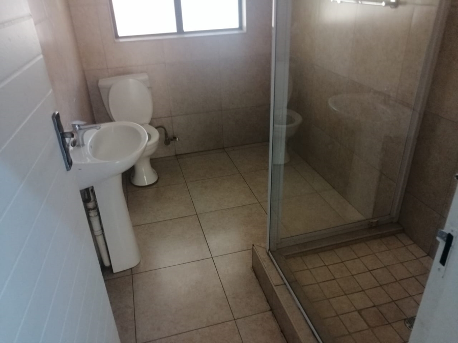 To Let 2 Bedroom Property for Rent in Lenasia Ext 9 Gauteng