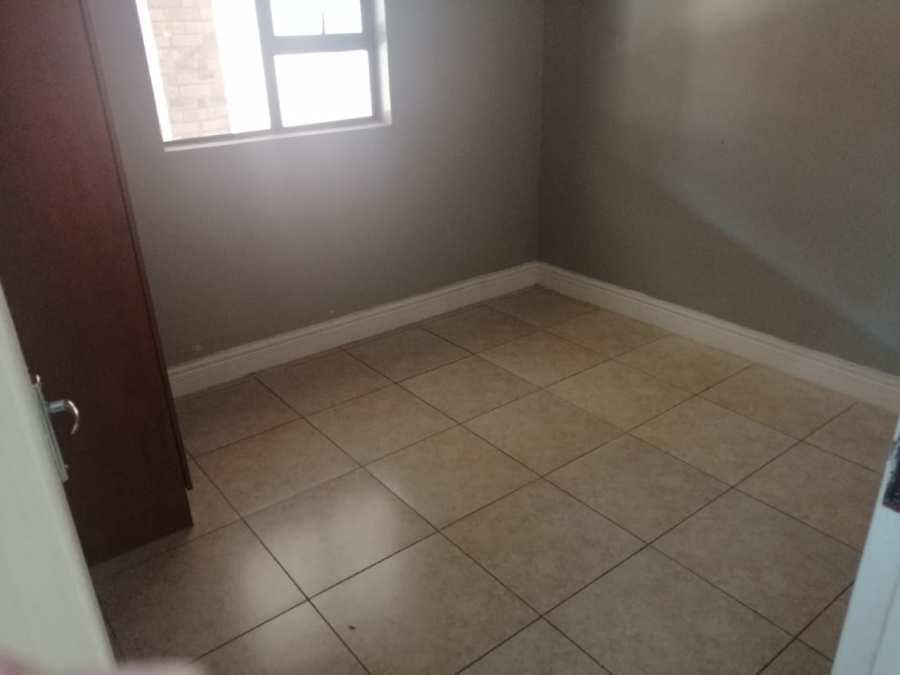 To Let 2 Bedroom Property for Rent in Lenasia Ext 9 Gauteng