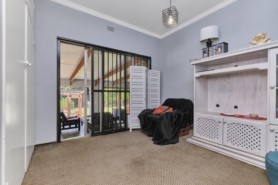 8 Bedroom Property for Sale in Northcliff Gauteng