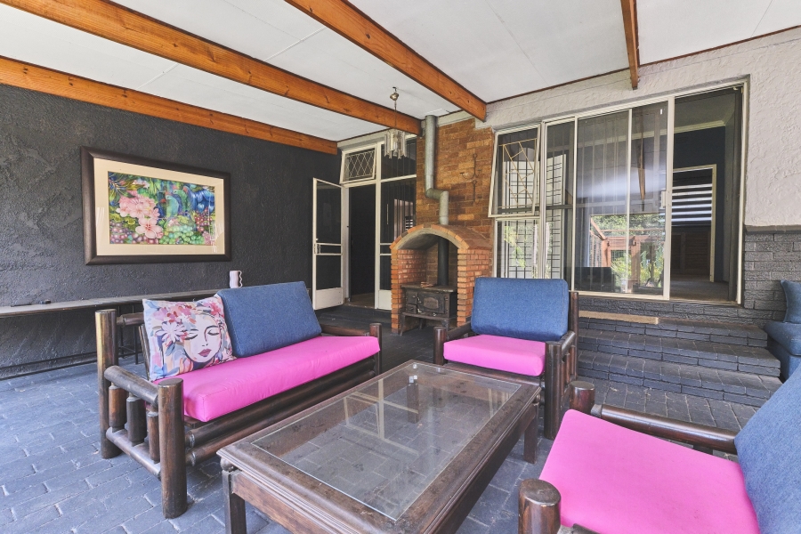 8 Bedroom Property for Sale in Northcliff Gauteng