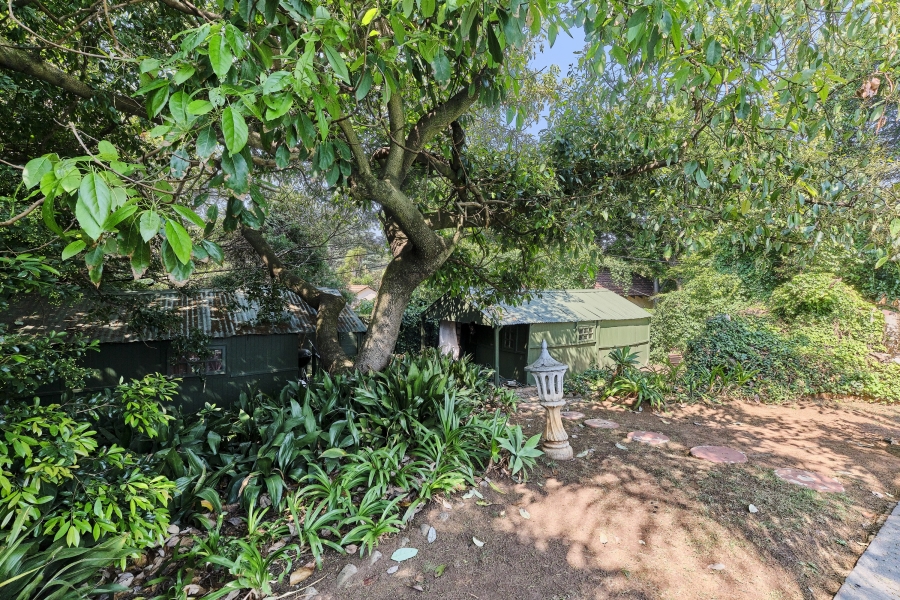 8 Bedroom Property for Sale in Northcliff Gauteng