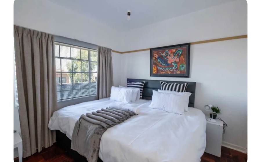 To Let 2 Bedroom Property for Rent in Linden Gauteng