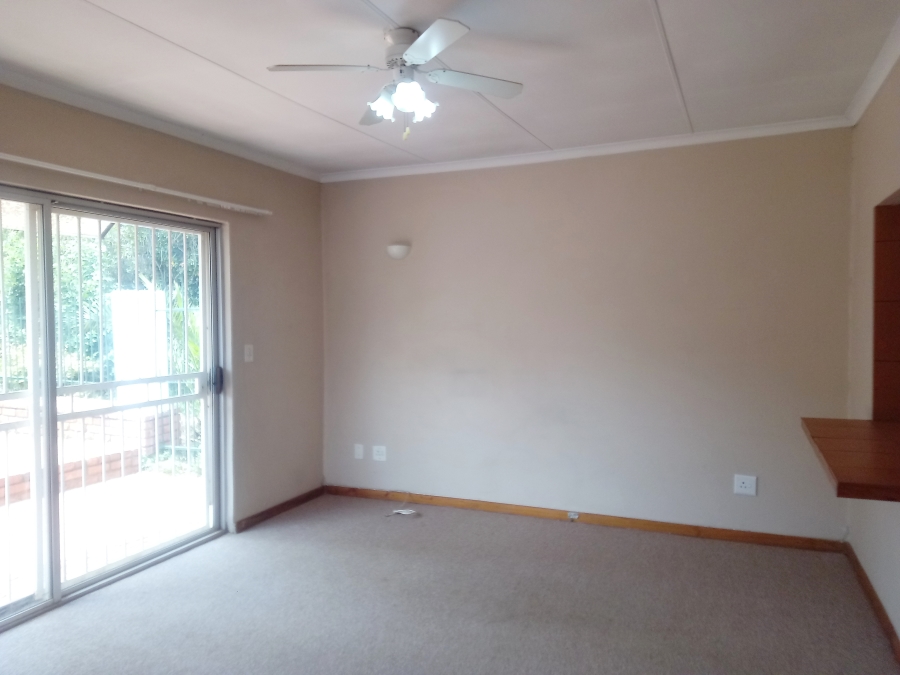 To Let 1 Bedroom Property for Rent in Discovery Gauteng