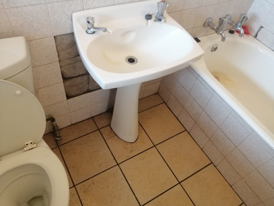 1 Bedroom Property for Sale in Blackheath Gauteng