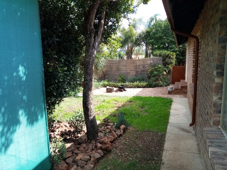 4 Bedroom Property for Sale in Suiderberg Gauteng