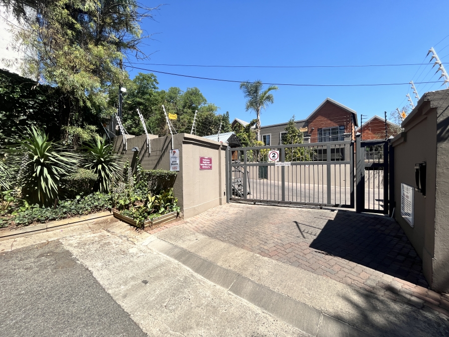 1 Bedroom Property for Sale in Darrenwood Gauteng