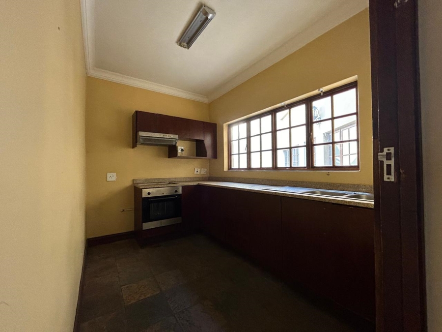 12 Bedroom Property for Sale in Wierda Park Gauteng