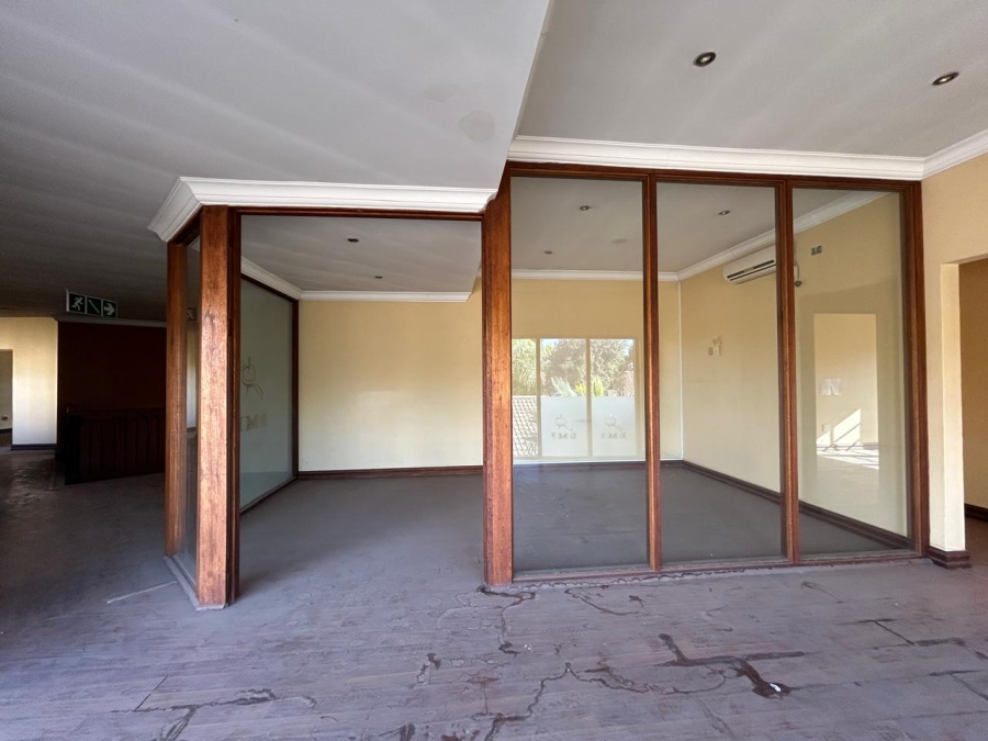 12 Bedroom Property for Sale in Wierda Park Gauteng