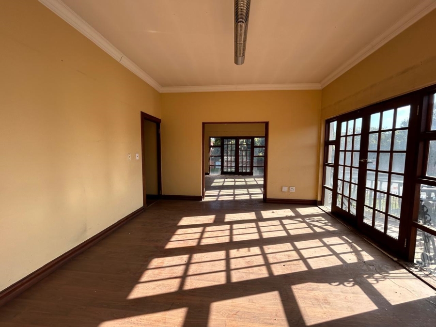 12 Bedroom Property for Sale in Wierda Park Gauteng
