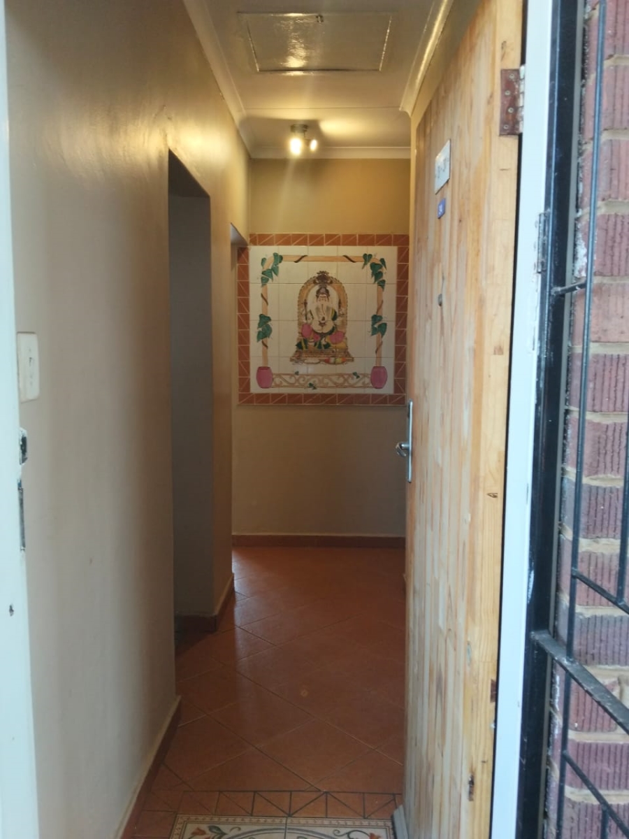 To Let 2 Bedroom Property for Rent in Laudium Gauteng