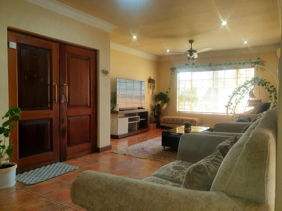 7 Bedroom Property for Sale in Eldo Glen Gauteng