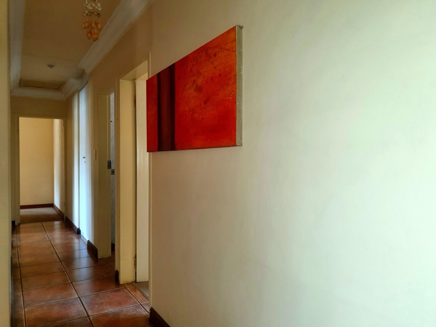 7 Bedroom Property for Sale in Eldo Glen Gauteng