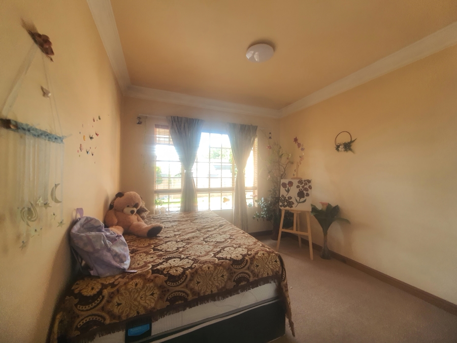 7 Bedroom Property for Sale in Eldo Glen Gauteng