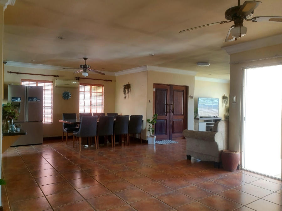 7 Bedroom Property for Sale in Eldo Glen Gauteng