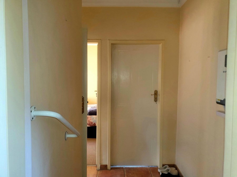 7 Bedroom Property for Sale in Eldo Glen Gauteng