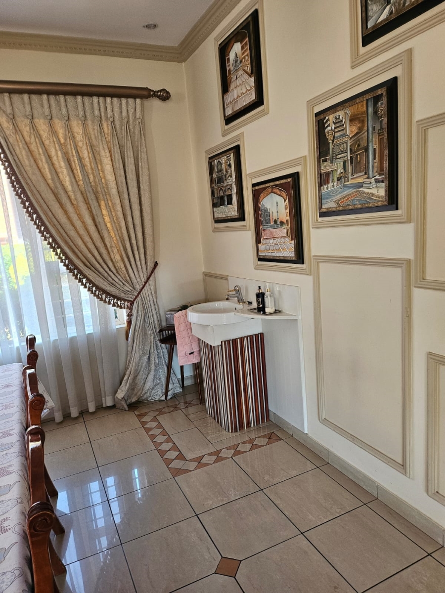 4 Bedroom Property for Sale in Erasmia Gauteng