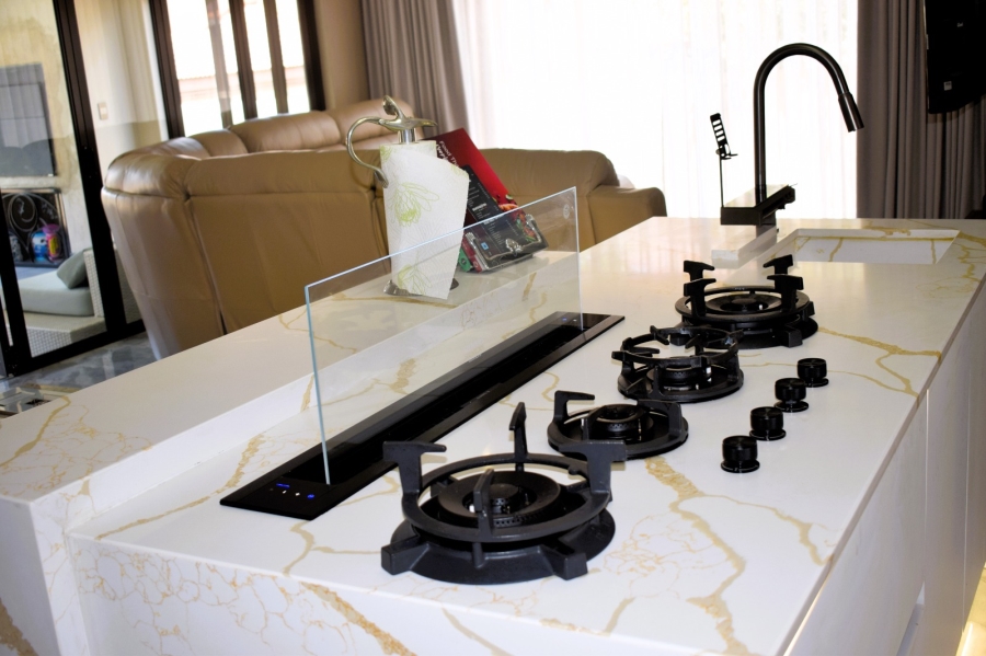 4 Bedroom Property for Sale in Kosmosdal Gauteng