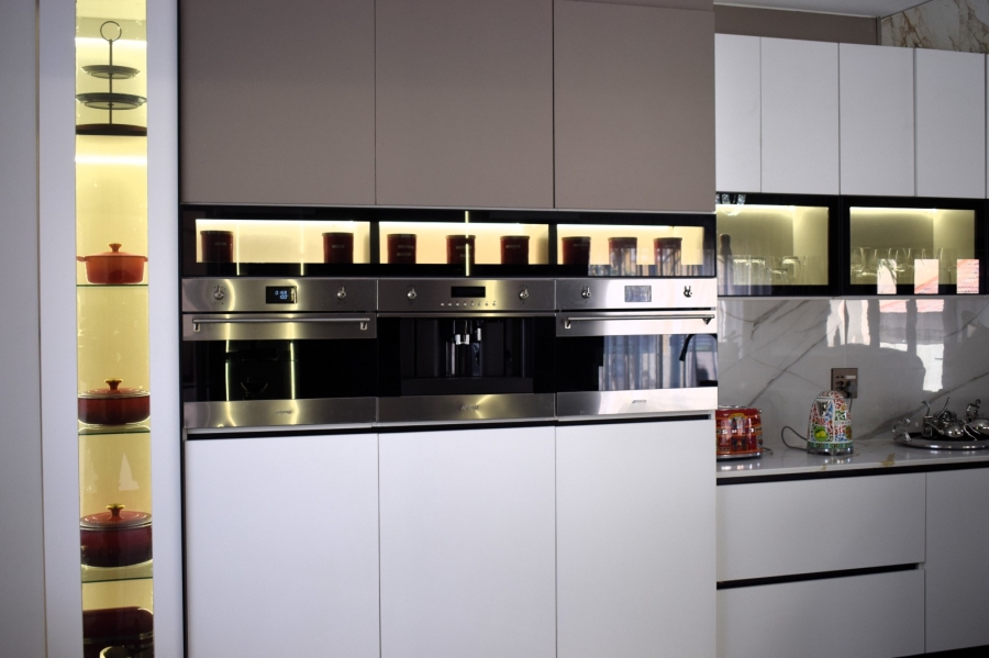 4 Bedroom Property for Sale in Kosmosdal Gauteng