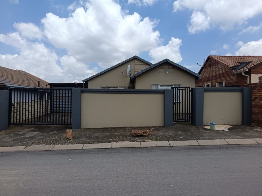 3 Bedroom Property for Sale in Tembisa Central Gauteng