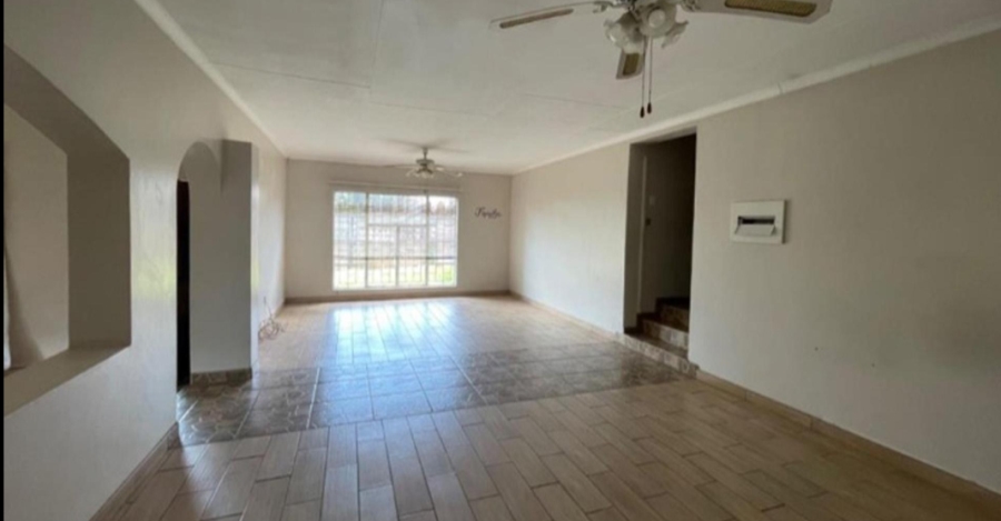 3 Bedroom Property for Sale in Proclamation Hill Gauteng