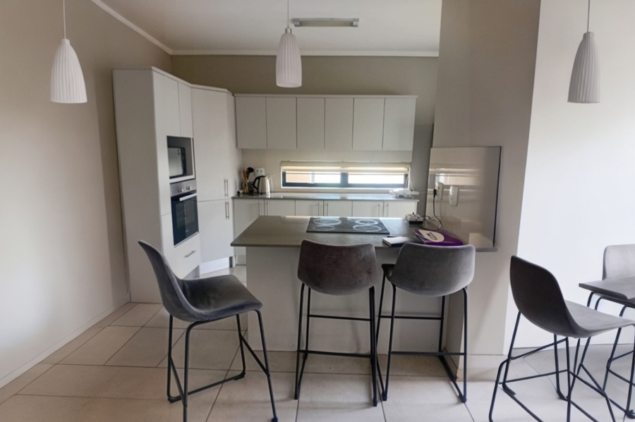 To Let 3 Bedroom Property for Rent in Amberfield Gauteng