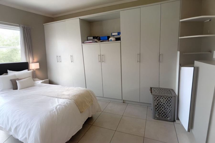 To Let 3 Bedroom Property for Rent in Amberfield Gauteng