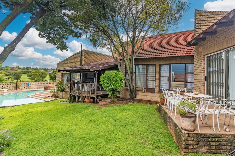 4 Bedroom Property for Sale in Rant En Dal Gauteng