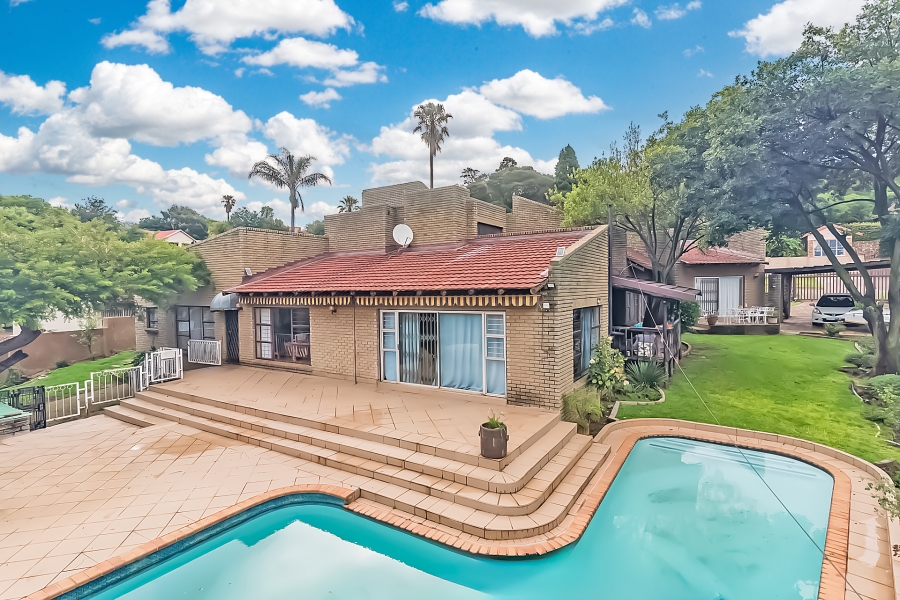 4 Bedroom Property for Sale in Rant En Dal Gauteng