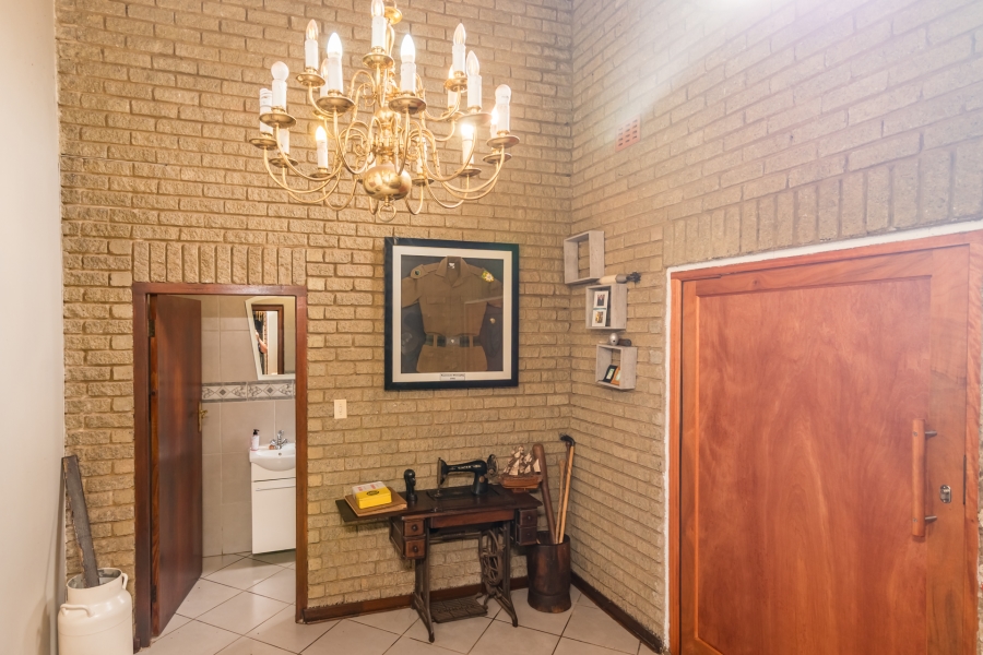 4 Bedroom Property for Sale in Rant En Dal Gauteng