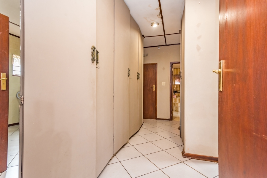 4 Bedroom Property for Sale in Rant En Dal Gauteng