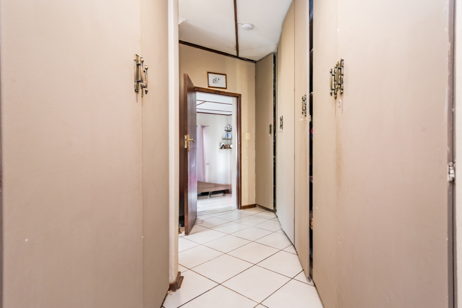 4 Bedroom Property for Sale in Rant En Dal Gauteng