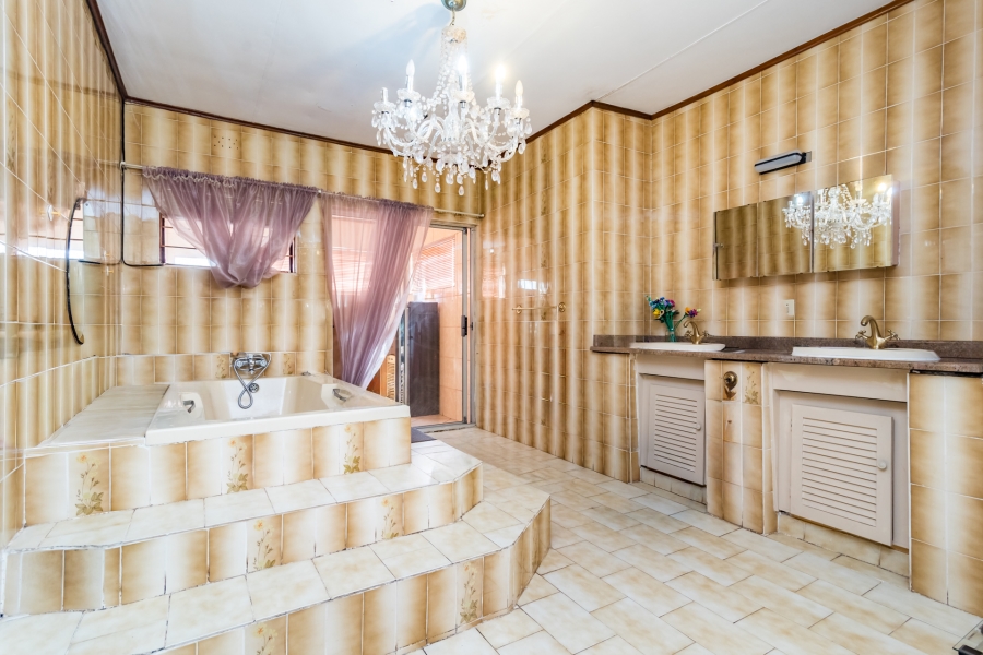 4 Bedroom Property for Sale in Rant En Dal Gauteng