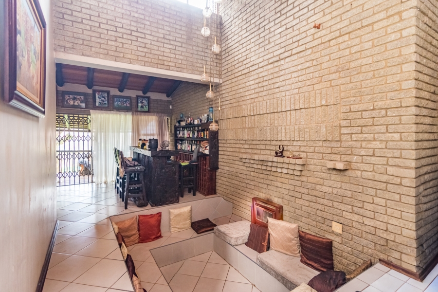 4 Bedroom Property for Sale in Rant En Dal Gauteng