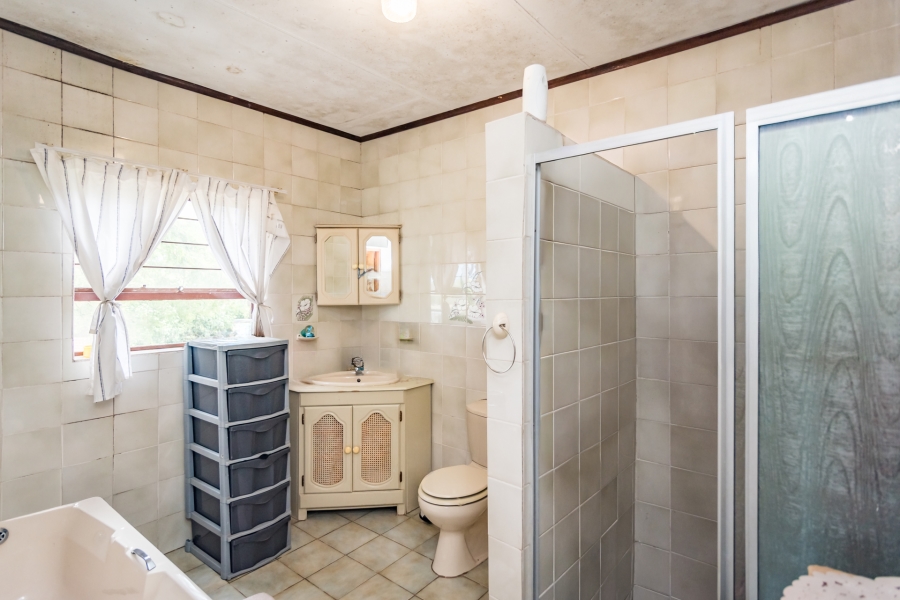 4 Bedroom Property for Sale in Rant En Dal Gauteng