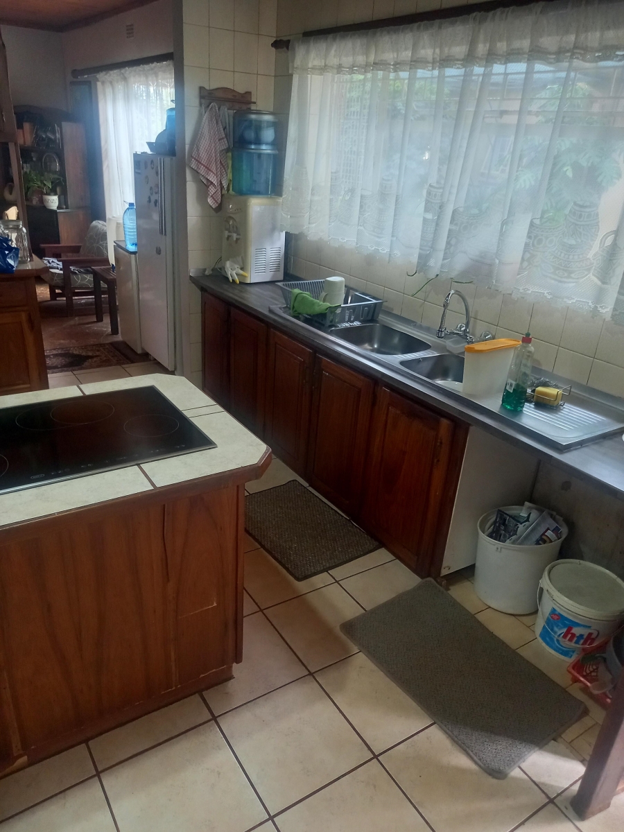 3 Bedroom Property for Sale in Dorandia Gauteng