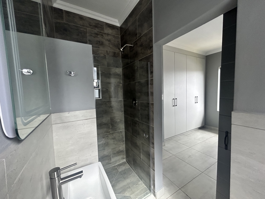 To Let 2 Bedroom Property for Rent in Norton Home Estate AH Gauteng