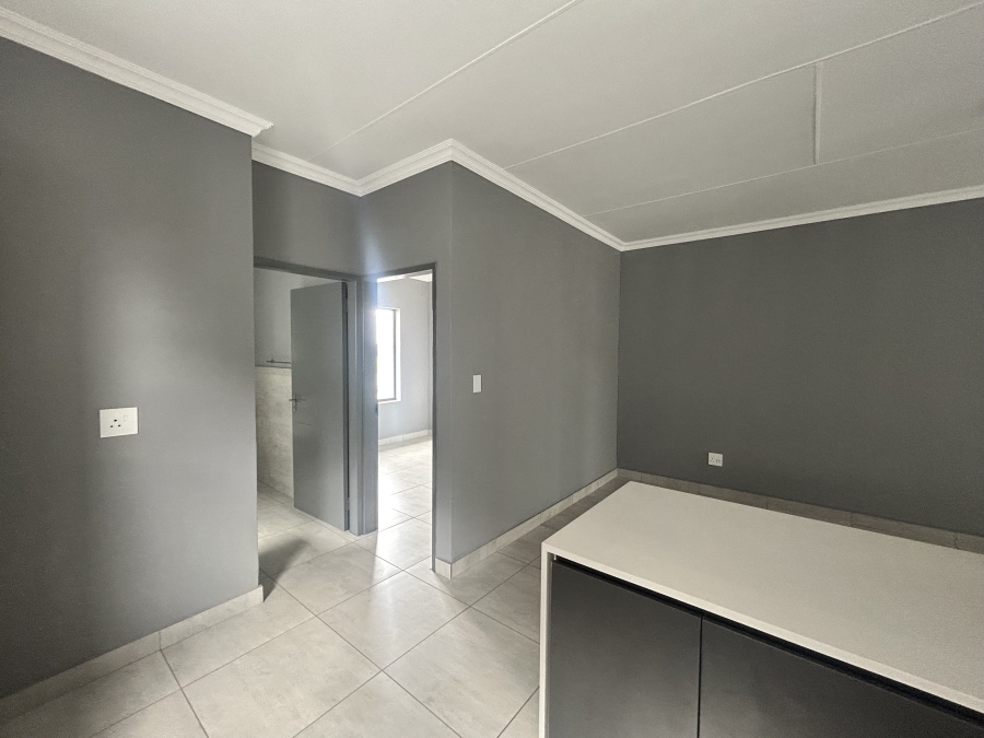 To Let 2 Bedroom Property for Rent in Norton Home Estate AH Gauteng