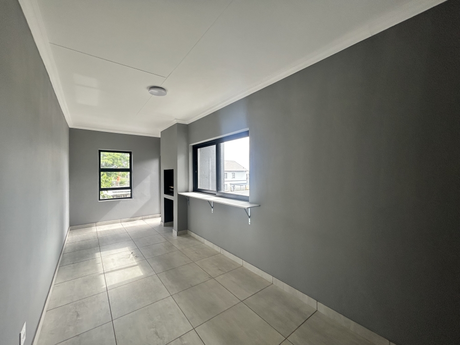 To Let 2 Bedroom Property for Rent in Norton Home Estate AH Gauteng