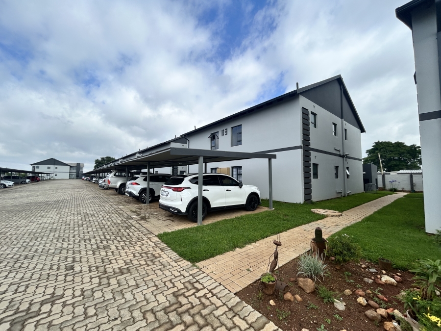To Let 2 Bedroom Property for Rent in Norton Home Estate AH Gauteng